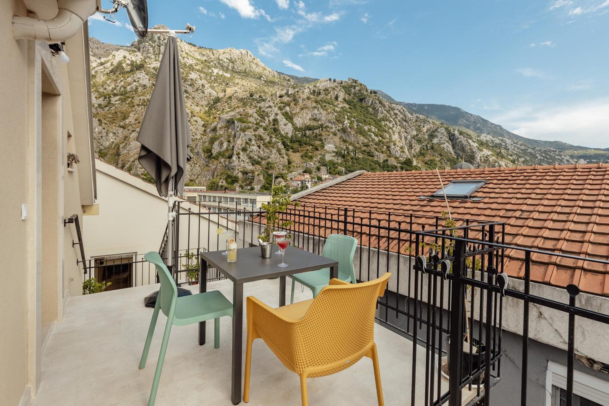 Kotor Central Point Exteriér fotografie