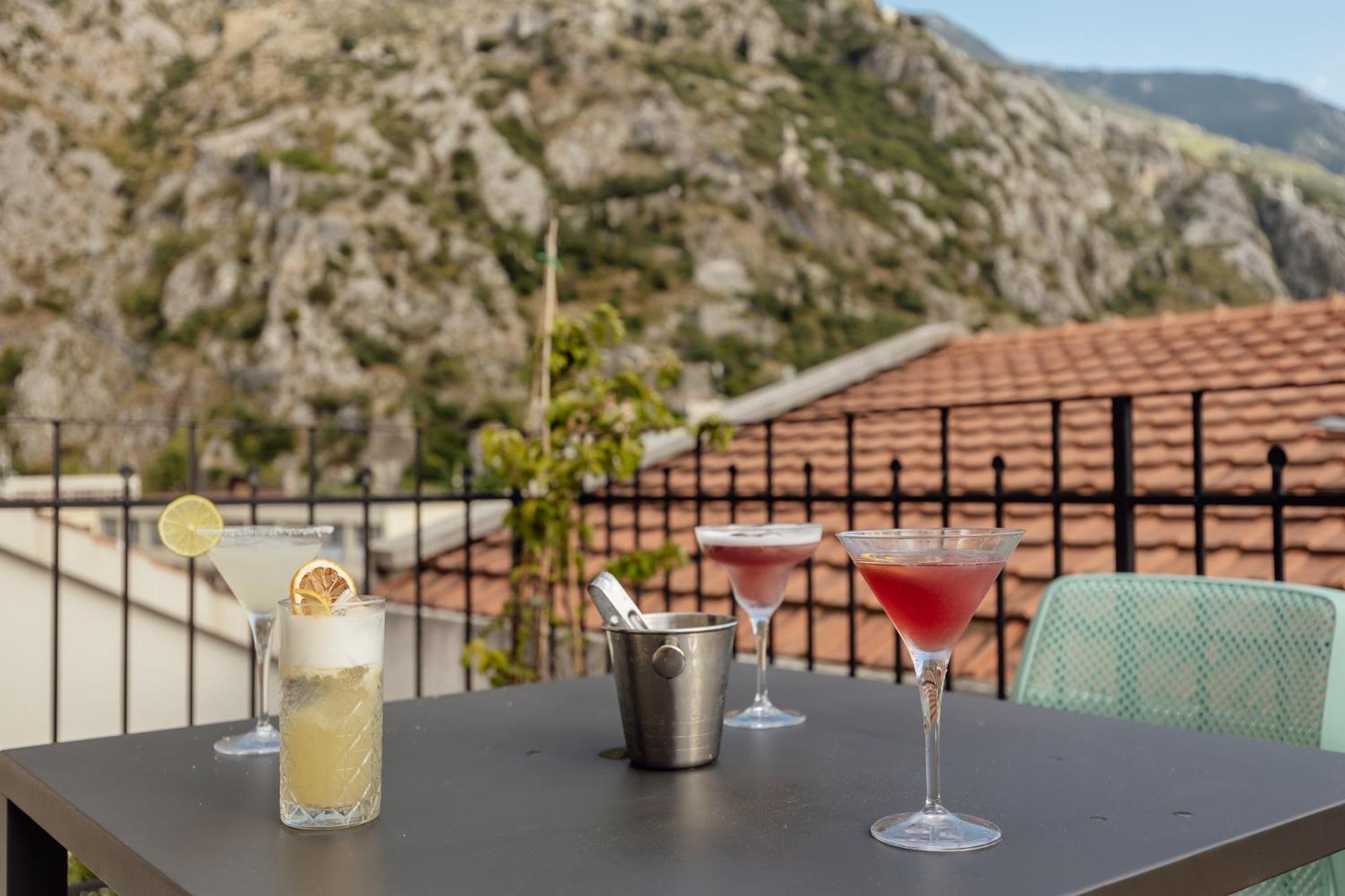 Kotor Central Point Exteriér fotografie